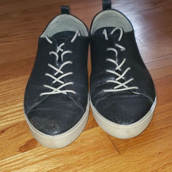 ECCO Black Leather Sneakers - Picture 2 of 8